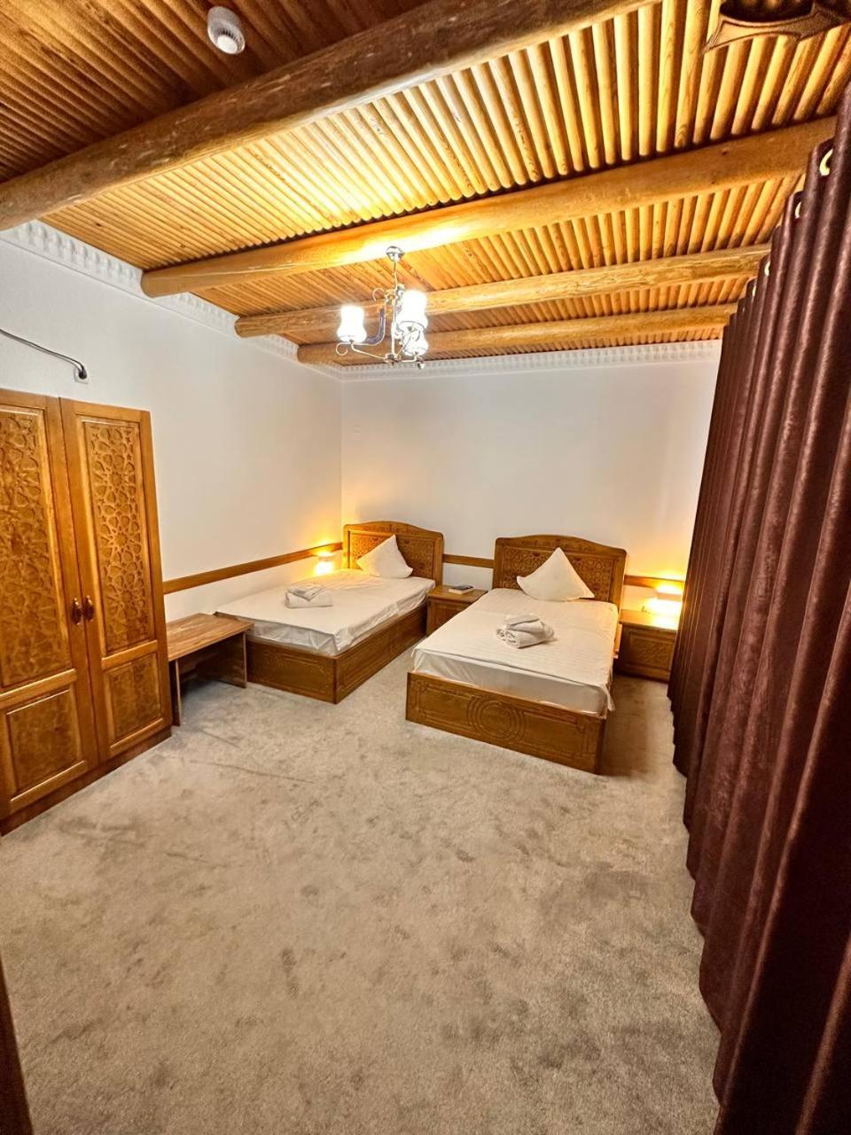 Munis Hotel Бухара Екстер'єр фото