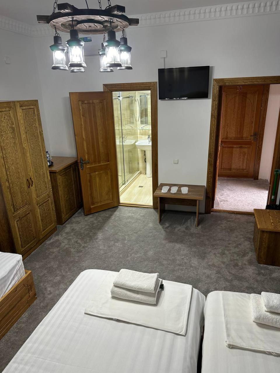 Munis Hotel Бухара Екстер'єр фото