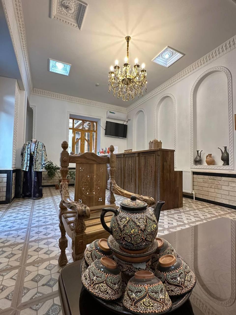 Munis Hotel Бухара Екстер'єр фото